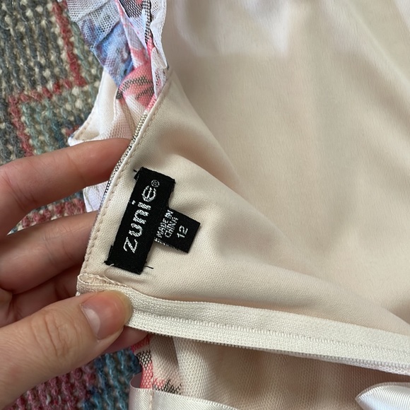 Floral romantic girls dress like new - Picture 8 of 10